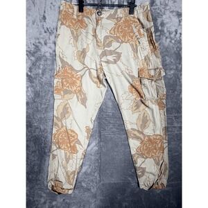 American Rag Cie Womens Cargo Jogger Pant Size M Olive Green Floral Print Casual
